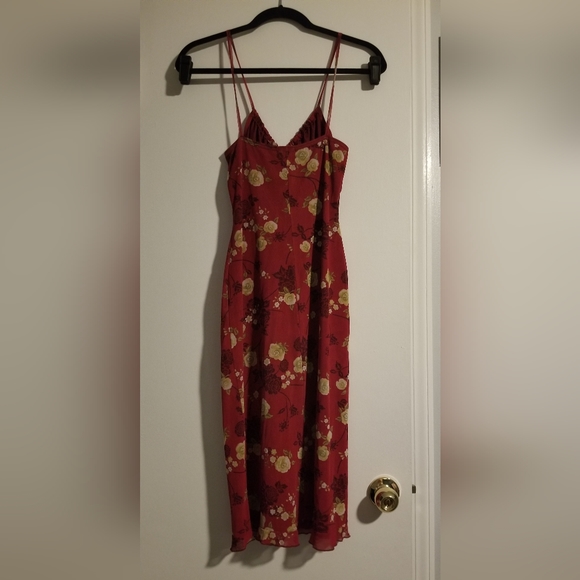 🚫Sold🚫 Dress - Picture 2 of 2